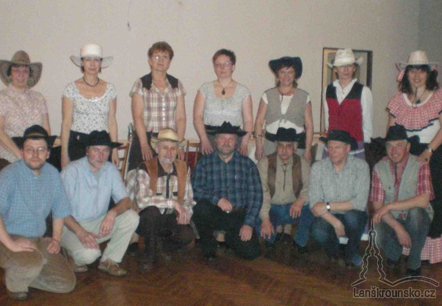 4_Krouzek country tancu_a.jpg